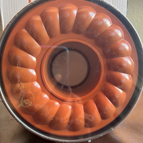 Insta-Pan 7” Non-stick Springform Bundt Pan, DebbieDoo’s Home Pressure Cooking - Picture 6 of 6